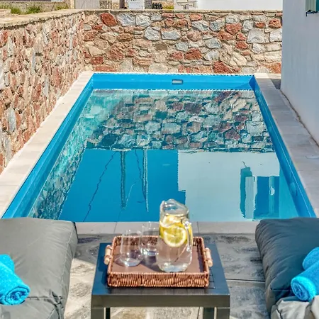 Seliar Luxury Villa